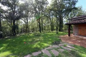 Lovely Villa With Pool In Montagnola Senese