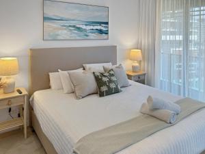 Broadbeach Elegance Oracle Tower 1 level 5