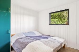 Cozy Holiday Home With Scenic Nature Views Near Lyngsbæk Beach And Mols Bjerge National Park