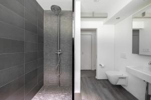 Epic architectural masterpiece views & hot tub