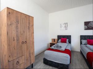 Serviceroom24 - Space in Oberhausen WLAN - Smart-TV - 24-7 Check-in und Küche