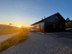 Family Cabin With Views Of Nisser And Vrådal