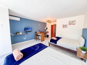 Stylish Studio w Ocean Access