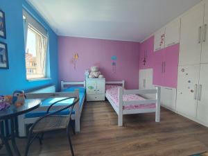 K18 apartment, spacious, in the center, with parking, 83 sqm