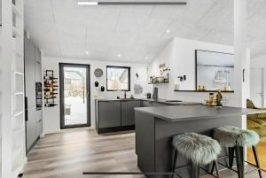 Summer House With View And Terrace In Slettestrand