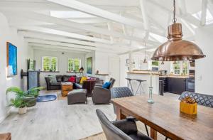 Family Holiday Home Near Marielyst Beach