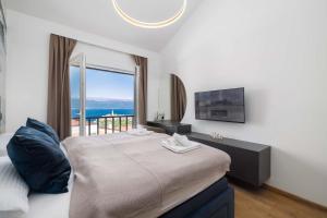 Holiday house with a swimming pool Vrbnik, Krk - 24519