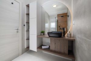 Holiday house with a swimming pool Vrbnik, Krk - 24526