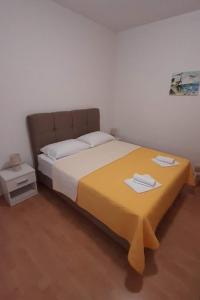 Apartments by the sea Zivogosce - Blato, Makarska - 24667