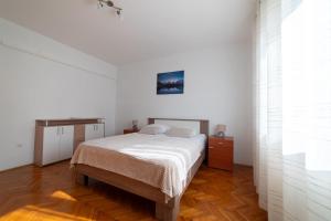 Apartments with parking space Bibinje, Zadar - 24712