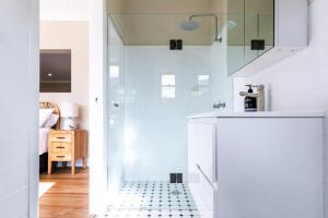 Highgrove Studio - in the Vineyards