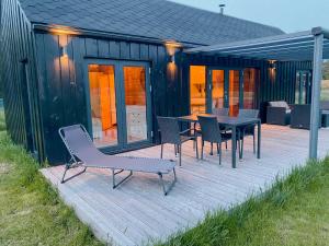 Charming Holiday Home Near The Beach