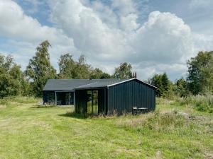 Charming Holiday Home Near The Beach