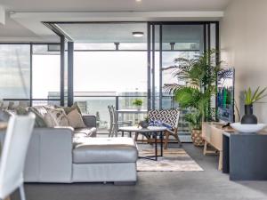 2BR Unit Heart of Surfers Paradise - Spa, Pool