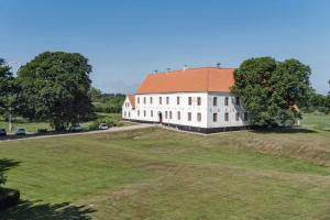 Unique Stay At Odden Manor & Museum