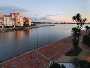 Maisons de vacances Holiday Home in France with Garden Terrace : photos des chambres