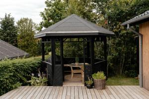 Enjoy The Morning With A Dip In The Sea