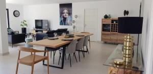 Stunning Family Villa With Pool In Cap Dagde