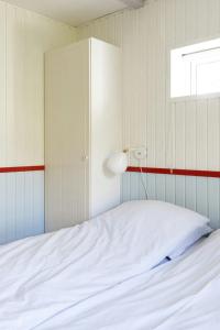 Light And Wild Woods For The Entire Family