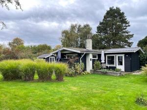 Summer House Near The Beach On Møn