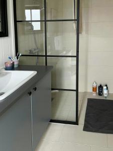 Modern Holiday Home 5 Minutes From The Sea