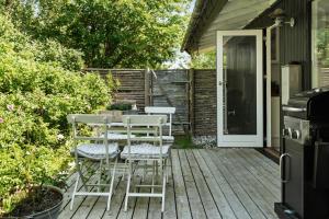 Family Reunites For Beach Trips In Tisvilde Hegn