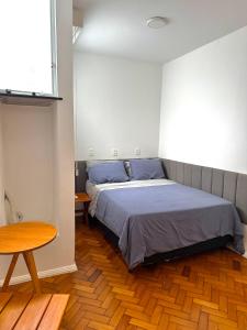 Apto 3 quadras da praia de Ipanema