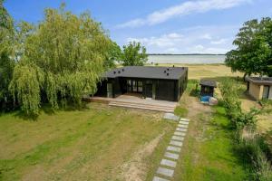 Simple Elegance And Panoramic Sea View At Kulhuse