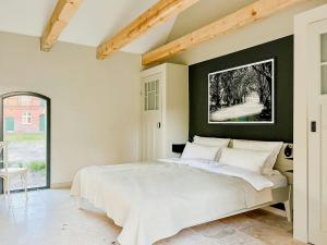 Aesthetic Meets History In The Renovated Stable