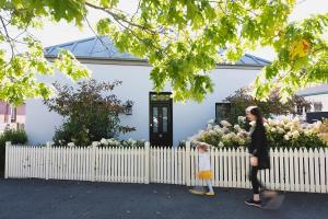 Charming Battery Point Cottage