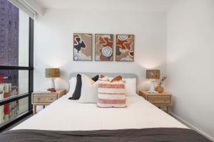 Deluxe Living in Southbank - 2 Bedrooms