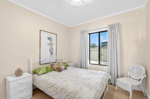 19-117 Franklin Pde - Beachfront Location - No Linen Included