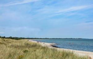 1 Bedroom Awesome Home In Væggerløse