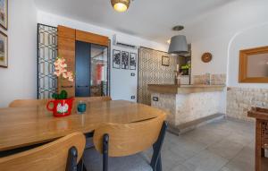 2 Bedroom Amazing Apartment In Portoroz 