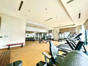 Convenient And Luxury Stu Apt Near JW Marriott In City Centre