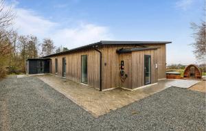Gorgeous Home In Ebeltoft With Kitchen