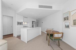 Stylish 1-Bed Apartment in Heart of Brisbane