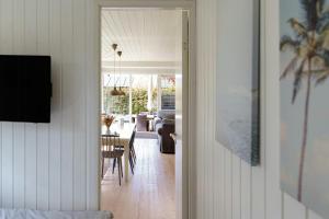 Tiny House Vibe At Beach Near Saksild Home