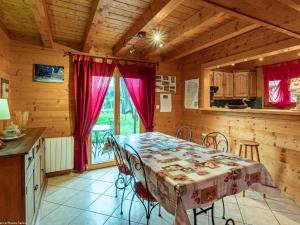 Chalet typiquement franc-comtois avec Wifi et cheminée à Étobon - FR-1-583-405