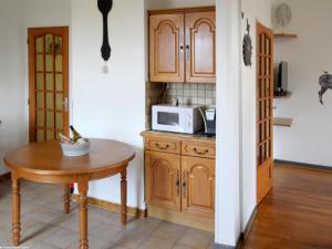 Appartement rénové 3 chambres à Luxeuil-les-Bains - FR-1-583-398