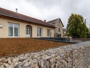 Maisons de vacances Gite cosy et moderne avec jardin, 2 chambres - FR-1-583-429 : photos des chambres