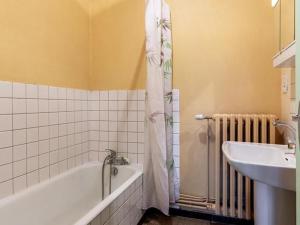 Maisons de vacances Appartement charmant au pied du Plateau des Mille Etangs a Melisey - FR-1-583-425 : photos des chambres