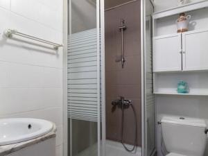 Maisons de vacances Maison familiale a Brotte-les-Ray, lits faits a l-arrivee - FR-1-583-427 : photos des chambres