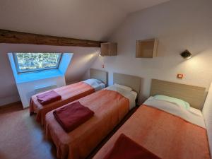 Maisons de vacances Gite Le Sequoia: Confort pour 17 personnes, ideal pour randonner dans les Vosges Saonoises - FR-1-583-426 : photos des chambres