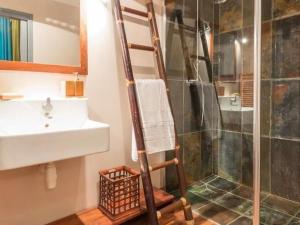 Gîte Bien-Être avec Sauna et Salle de Fitness - FR-1-583-431