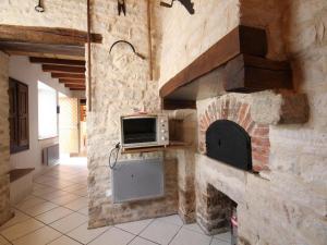 Charmant Gîte Rural avec Jardin en Haute-Saône - FR-1-583-438