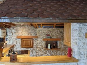 Gîte rénové avec spa et jardin près de Besançon - FR-1-583-432