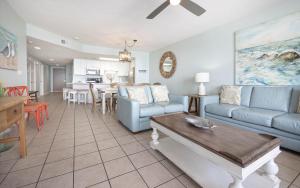 Phoenix X 1009 condo