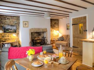 Dorothy Forster Court