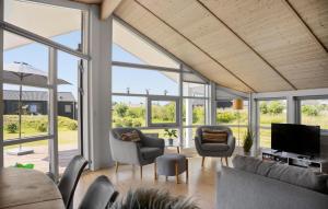 3 Bedroom Lovely Home In Jægerspris